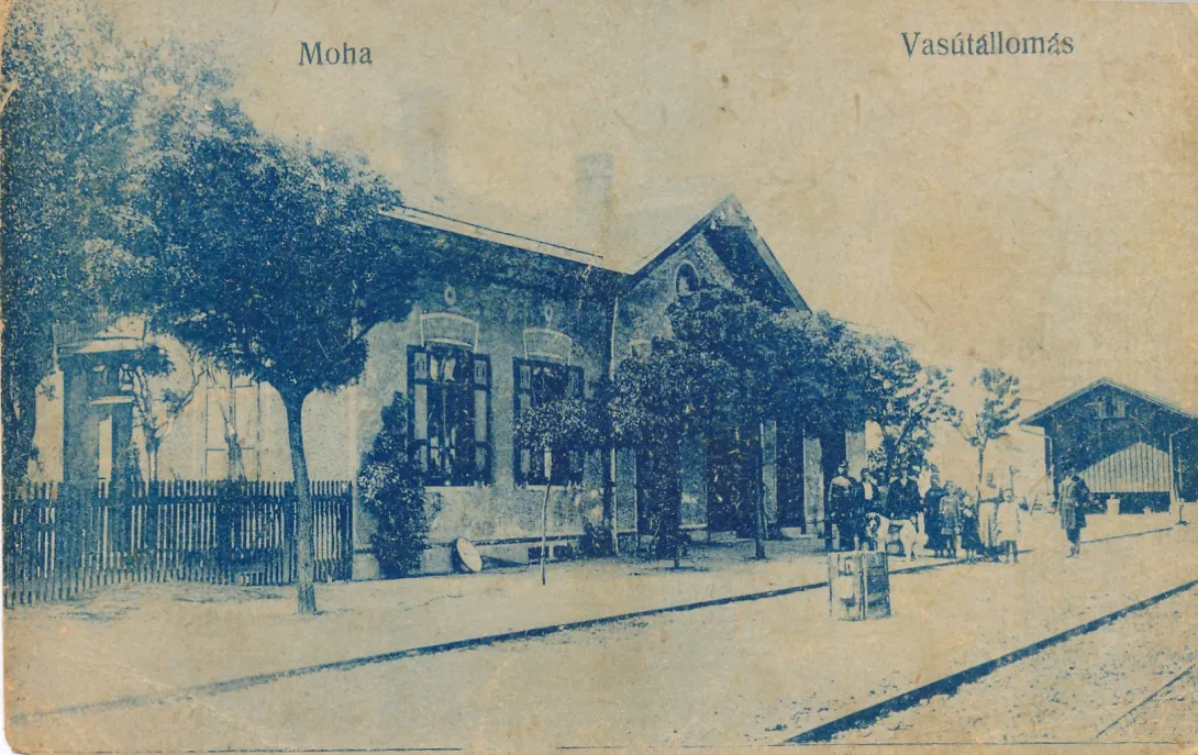 Mohai vasútállomás épülete régen